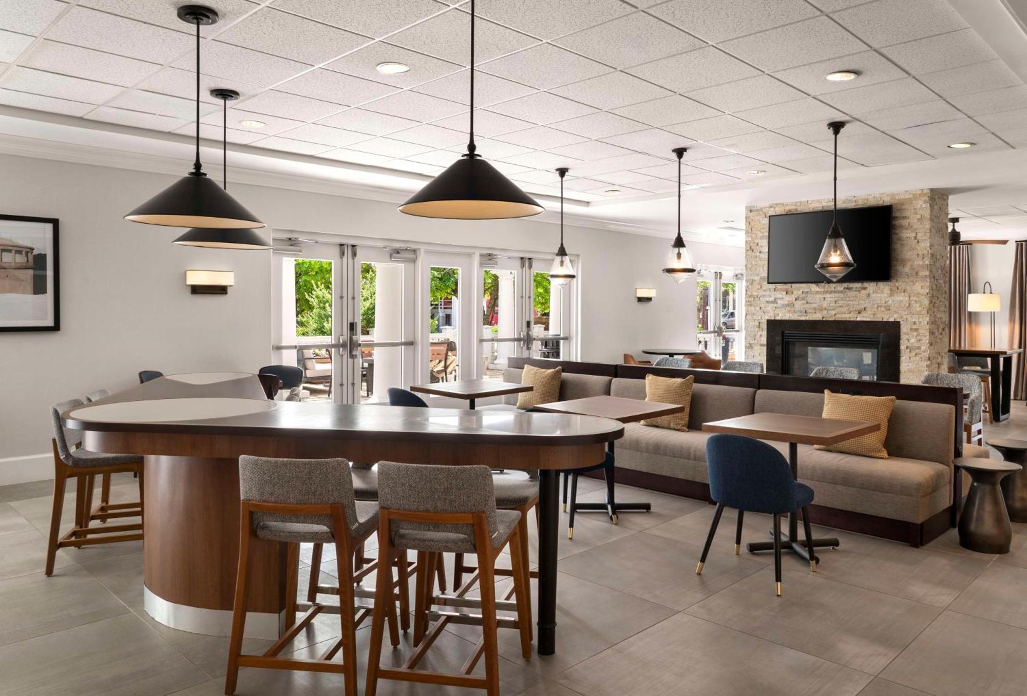 Homewood Suites By Hilton Boston Cambridge-Arlington, Ma Εξωτερικό φωτογραφία